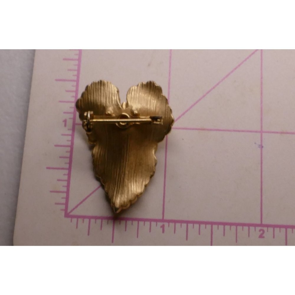 Gorgeous Vintage Leaf Brooch With Pearl & Rhinestones - Picture 7 of 8